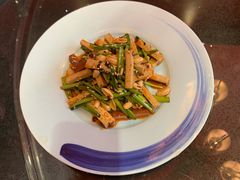 -铜锣湾·有麝自然香(渝北财富中心店)