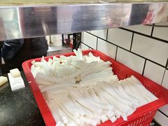 -覃肥叔桂林米粉(粮道街店)