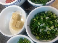 -肖仙仙羊肉汤·始于1996年(郫都店)