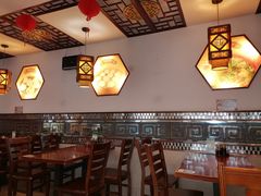 大堂-佬钱湾仔(衣裳街店)