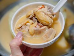 -禄婶鸡煲·打边炉