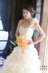 -南京宝娜嫁衣婚纱礼服馆(中央路店)