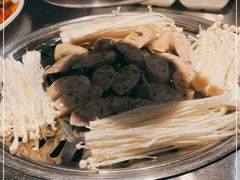 -韩聚屋韩国烤肉餐厅(新北万达店)