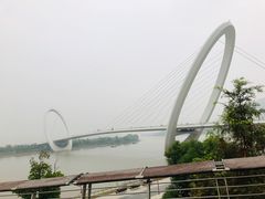-南京眼步行桥