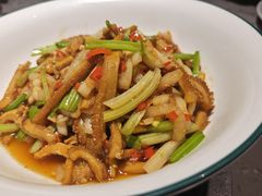 -味上湘菜馆(岳麓山店)