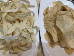 -九寨特色牦牛肉汤锅 羊肉汤锅