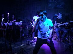 iphone_upload_pic-ohbar live house(人广店)