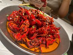 -巴厘龙虾·榜首油焖大虾(音乐学院·沿江酒馆店)