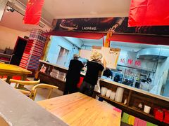 -江城老胖串店·海鲜·小龙虾(世光路店)