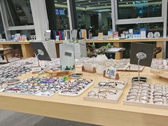-Eziwish眼镜·蔡司授权店