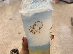 -喜茶(迪士尼小镇·平行宇宙店)