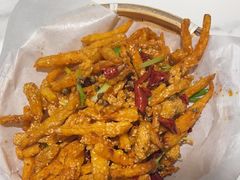 -鑫小城故事·藕汤·家常菜(台北一路总店)