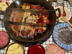 -董眼镜火锅(洪崖洞总店)