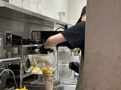 -喜茶(上海淮海中路渔阳里店)
