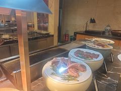 -广州万富希尔顿酒店·感趣自助餐厅·金秋蟹宴生蚝海鲜刺身烧烤