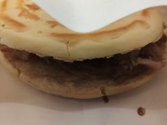 经典肉夹馍-宋益驴蹄子面肉夹馍(辛家庙店)