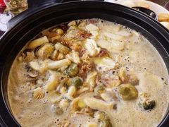 -菌海森林·非遗野生菌火锅(西山区滇池路摩根道店)