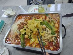 -在巷子里的烤肉店·螺蛳粉烤鱼·牛蛙(和美城店)
