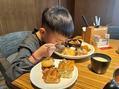 -亚特兰蒂斯-番红花海鲜自助餐厅·鲜活海鲜·小火锅