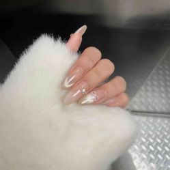 -桃色美甲沙龙