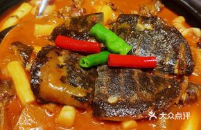 Sauce-Braised Year-Old Yellow Catfish