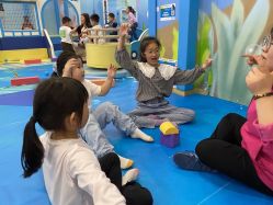 -孩子王童乐园(余姚万达店)