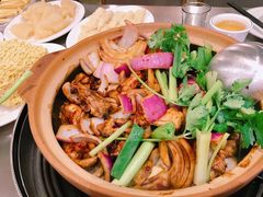 -胡须佬鸡煲四季火锅店(石厦西村直营店)