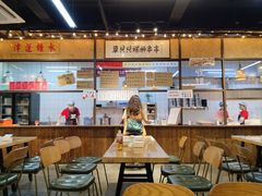 -丽丽三鲜螺蛳粉(田林路店)