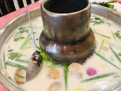 椰汁鸡肉汤-尚味泰餐厅