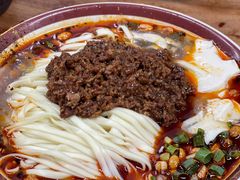 -小谭豆花(西大街店)