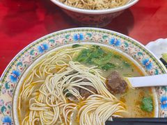-金杨拉面王小吃面馆·牛三宝面·红烧牛肉粉