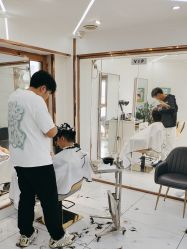 -小齐发型Star·Salon