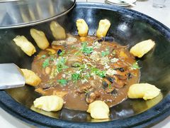 -边江铁锅炖鱼(振八街店)