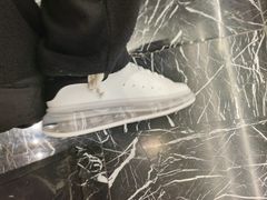 -Alexander McQueen(远洋太古里店)