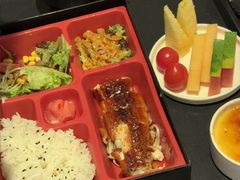 -上海锦江汤臣洲际大酒店柒酒廊