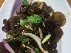 芥末木耳-谢蟹浓·肉蟹煲(新奥店)