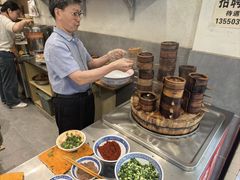 -曾笼笼牛肉饼