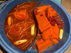 重庆红油经典鸳鸯锅-王歘歘·chuǎ火锅(五道营店)