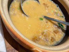 龙虾泡饭-香港百合居(LCM置汇旭辉广场店)