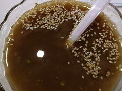 绿豆汤-凤凰路何眼镜香辣蟹(花果园店)