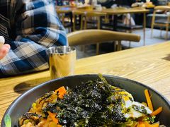 秘制牛肉石锅拌饭-吴草鸡爪오초닭발韩食堂(融恒盈嘉中心店)
