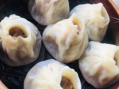 蟹黄汤包-常州糕团店(北大街新世纪商城店)