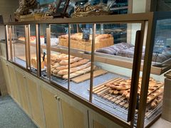 -Dough&Joe团憩(瑞虹天地月亮湾店)