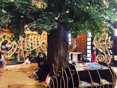 -钟书阁(松江泰晤士小镇店)