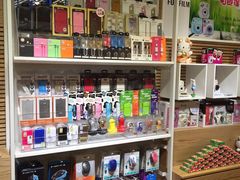 -爱畅享华为苹果手机维修服务(虹口龙之梦店)