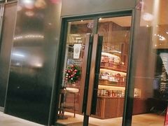 门面-星巴克(杭州湖滨银泰E区店)