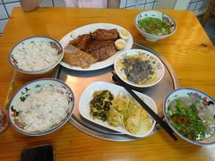 -明姨仔潮汕美食·碳炉猪脚·汕尾牛腩饭·起片鸡煲(起义路店)