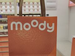 -moody彩瞳(环宇城店)