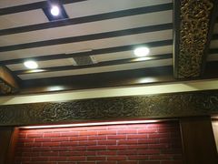 -梅龙镇酒家(南京西路总店)