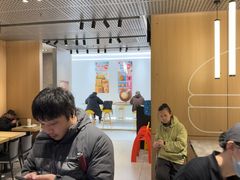 -麦当劳(徐汇漕溪北路百脑汇店)